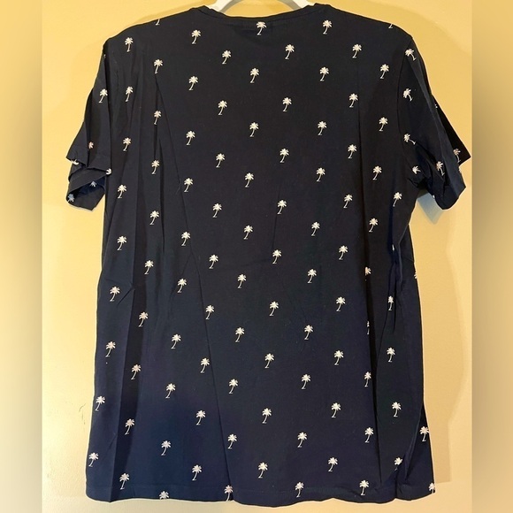 H&M Palm trees tshirt - Picture 3 of 3